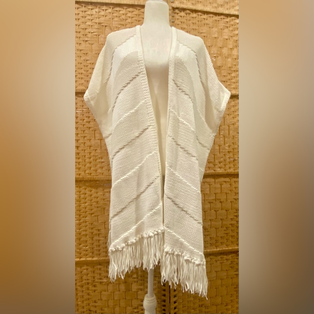 Elizabeth & James Boho White Cotton Cableknit Sweater Duster w/ Fringe EUC
